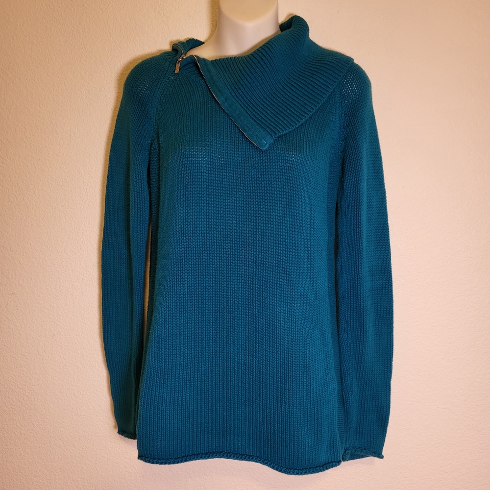 GUESS Zipped Turtleneck size Small